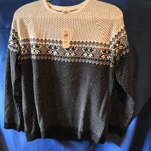 L.L. Bean Black and White Geometric Crew Neck Sweater